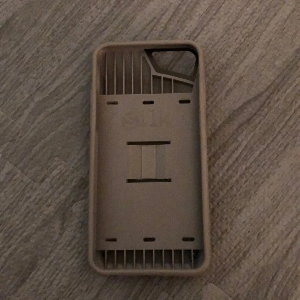SILK IPHONE 6 CASE WITH CARD HOLDER